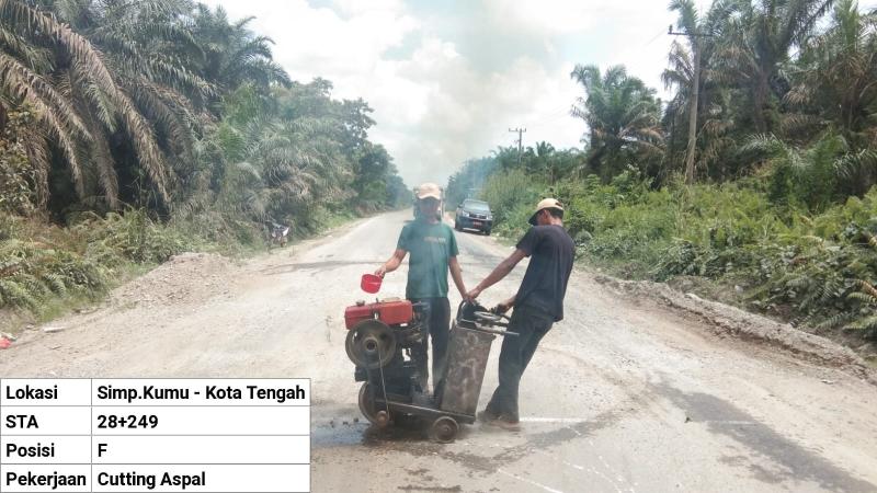 Respon Keluhan Masyarakat, Pemprov Riau Gesa Perbaikan Jalan dan Jembatan Rusak